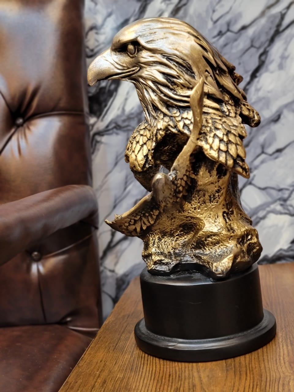 China Eagle with base