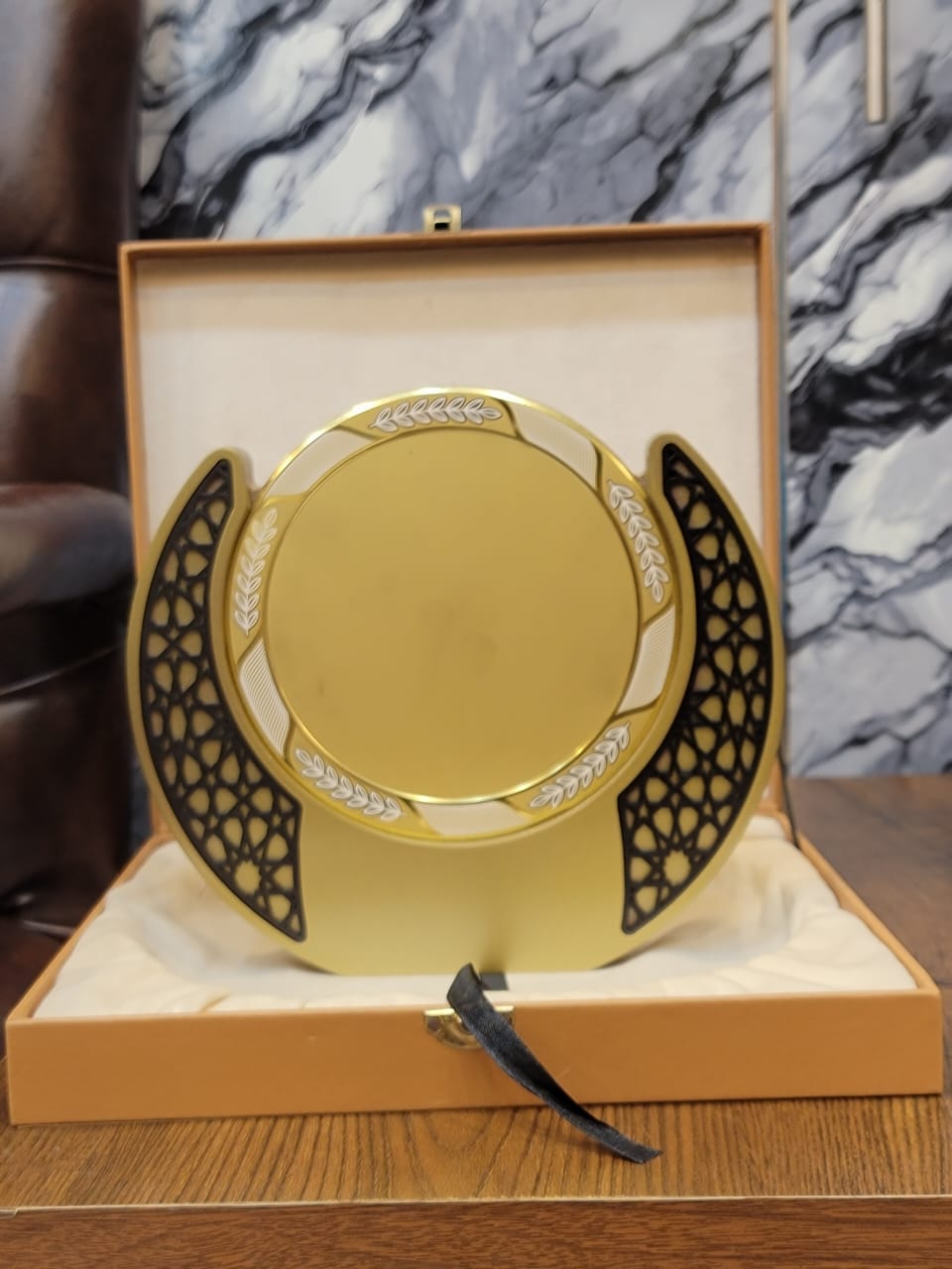 Wood CNC Shield with China Plate and Leather Box