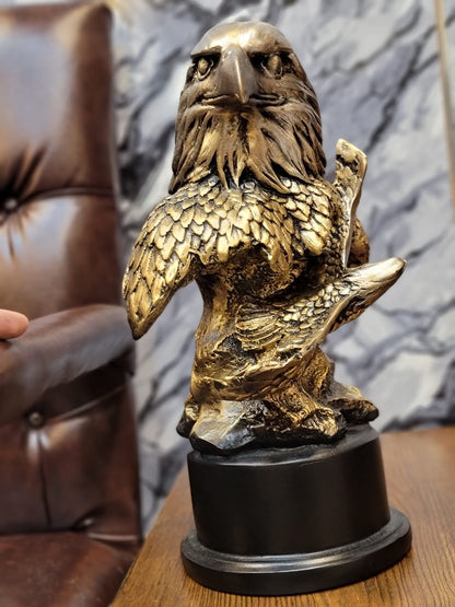 China Eagle with base